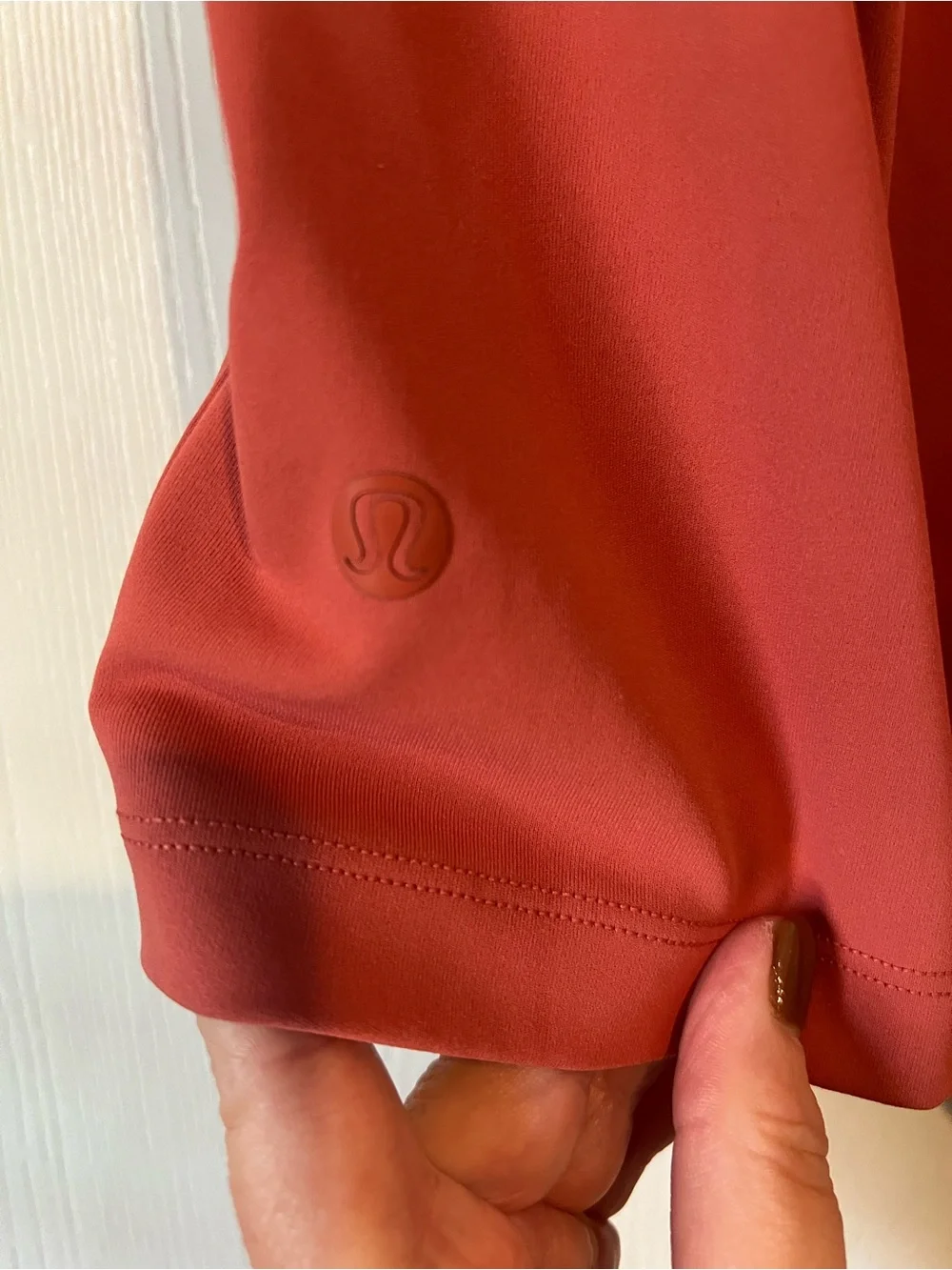 Lululemon On the Fly Shorts Rust Red Pink 2.5